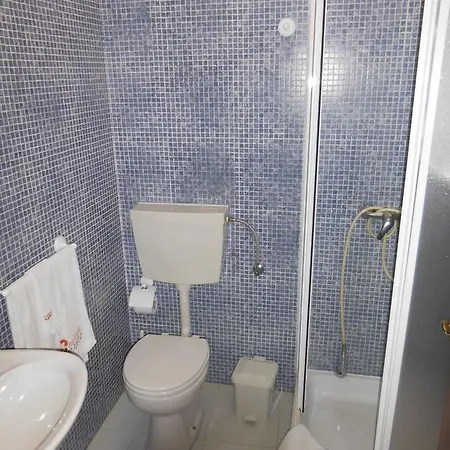 Pensión Celeste By Portugalferias Odeceixe